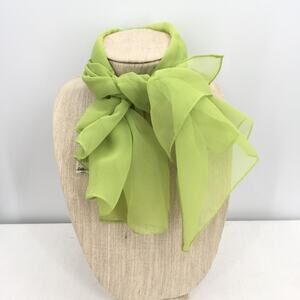 vINTAGE lot of 2 silk-poly Sally Gee Women's Neck/Head Scarf 2 Piece Green/Tan